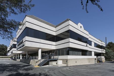 Lyons Medical Building - Santa Clarita