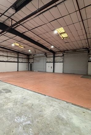American Industrial Center - 215 Pineda