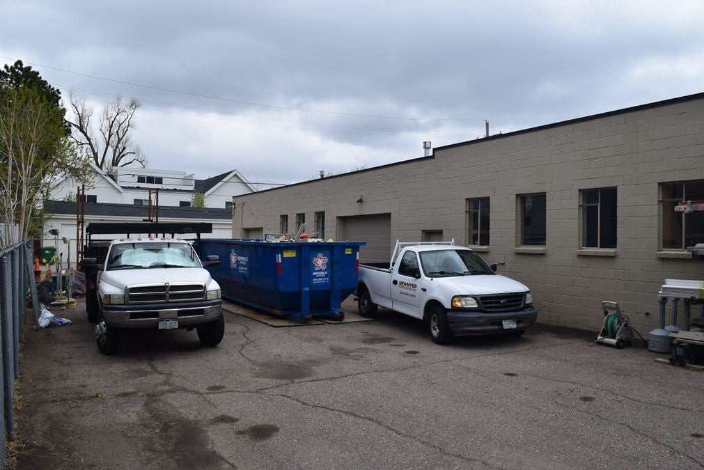 4,594 SF Office/Warehouse with 2,686 SF fenced yard