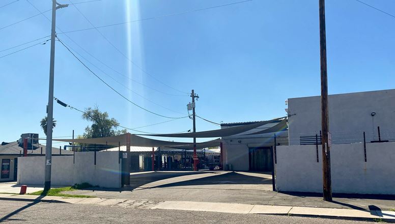 2531 E McDowell Rd