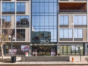 250 S High St