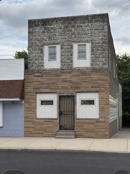 Retail space for Sale at 1359 E Broadway St in Toledo