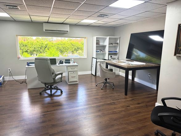 2130 Andrea Ln