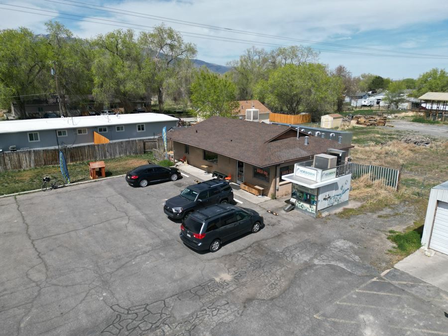 30 Commercial Ave