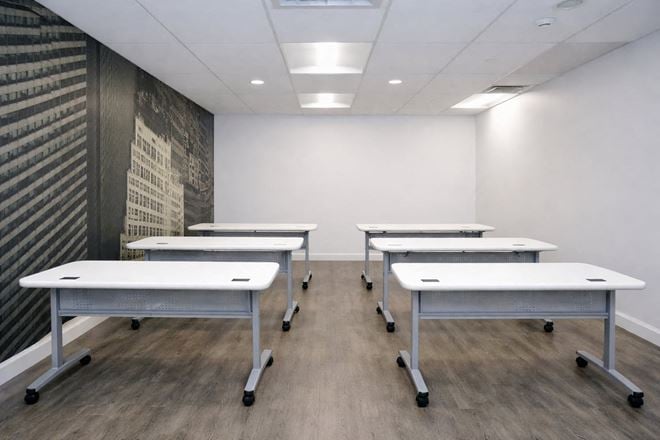 Twinrose Coworking - Midway Media Centre