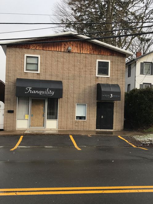 3 Lock St