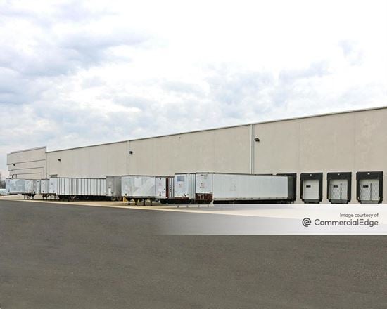 Commodore 295 Business Park - 800 Arlington Blvd