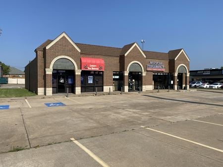 Retail space for Rent at 911 S Air Depot Blvd in Oklahoma City