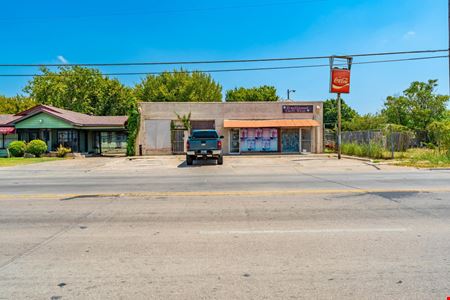 Retail space for Sale at 2124 S Beckley Ave in Dallas