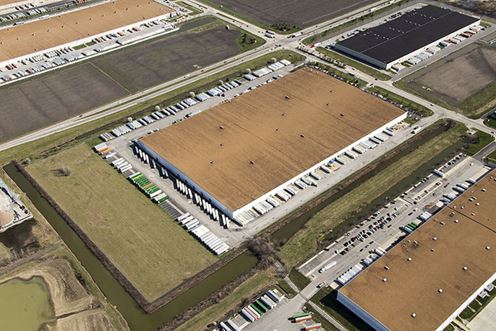Gateway One Distribution Center Building 1