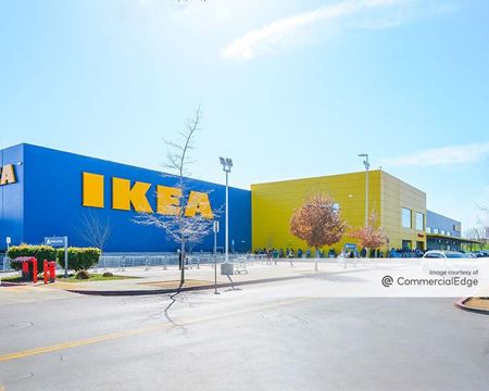 Riverpoint Marketplace - 700 Ikea Court - West Sacramento