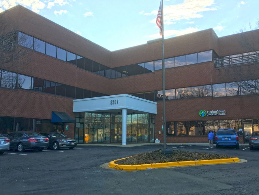 8507 Oxon Hill Road, Fort Washington, MD 20744