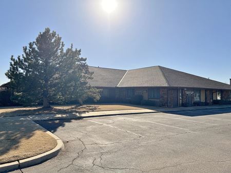 Photo of commercial space at 10001 S Pennsylvania Ave in Oklahoma City