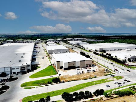 Photo of commercial space at 600 Gerault Rd in Flower Mound