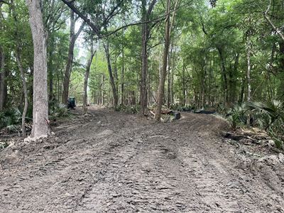 4-11 ACRES OF PRIME LAND