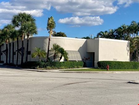 Photo of commercial space at 2100 S. Andrews Ave. in Fort Lauderdale