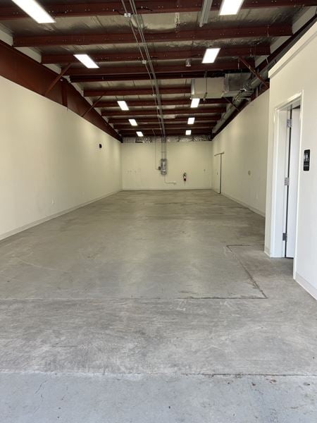 Photo of commercial space at 1135 N Broadway Pl in Oklahoma City
