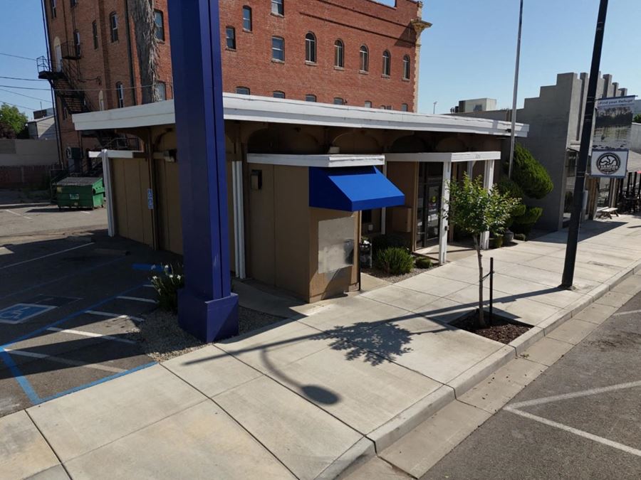 $1 Reserve - Former US Bank Branch
