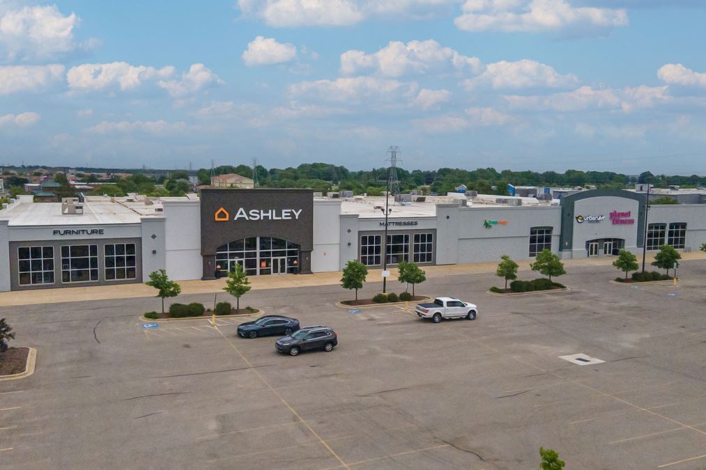 State & Perryville Shopping Center