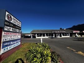Town & Country Shopping Center