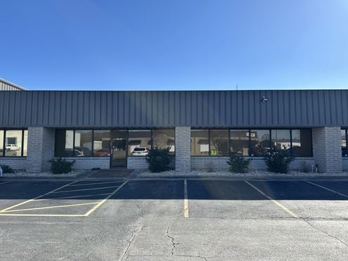 3042 E. Elm Street: ±3,280 SF of Office/Warehouse Space For Sublease