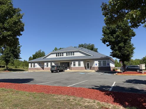 225 Town Square Dr