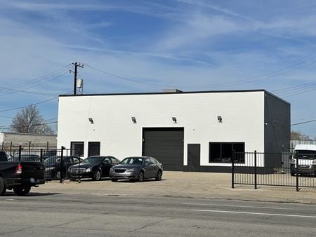 Retail space for Sale at 16504 Woodward Avenue in Highland Park