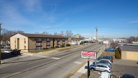 Photo of commercial space at 7711 Greenfield Rd in Detroit