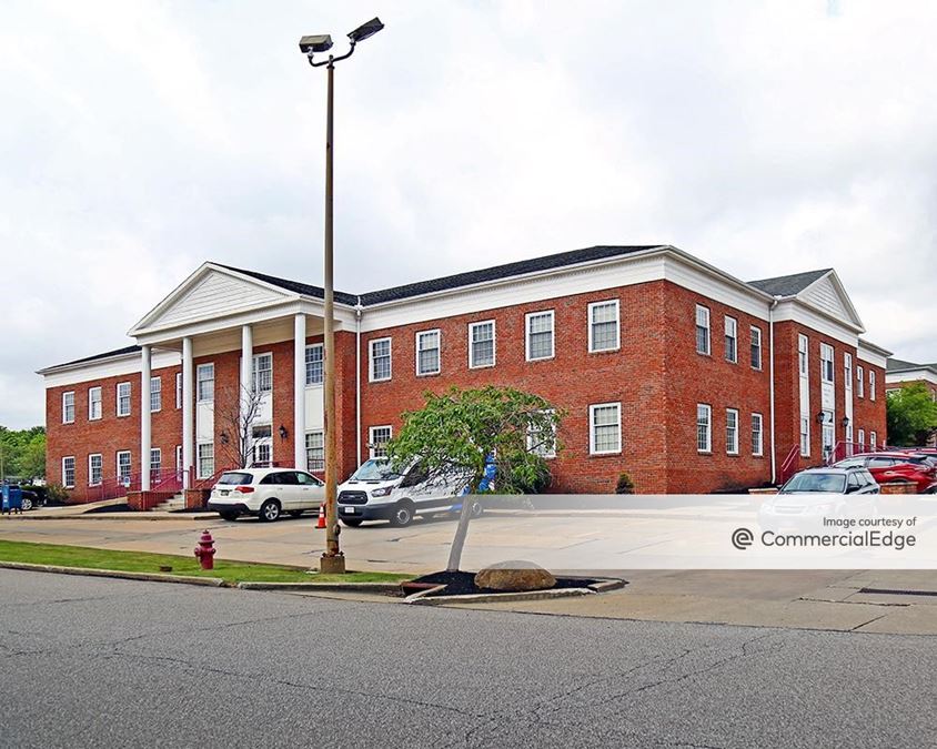 34900 Chardon Road, Willoughby Hills, OH 44094