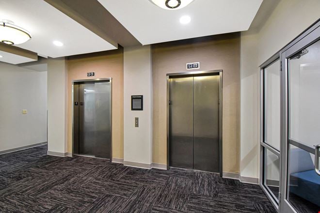 405 Golfway West Drive