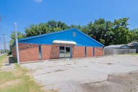 1201 S. Willow