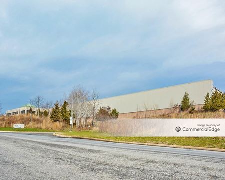 Photo of commercial space at 100 Aspen Hill Road in Branchburg