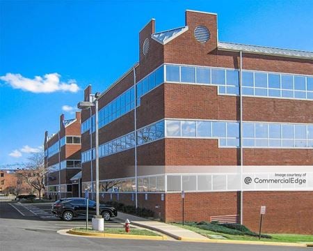 Kelly Square Office Building - Fairfax