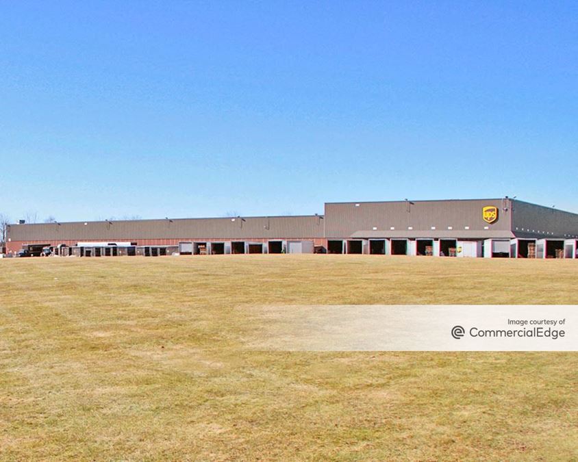 2301 Highland Avenue 2301 Highland Avenue Industrial Building