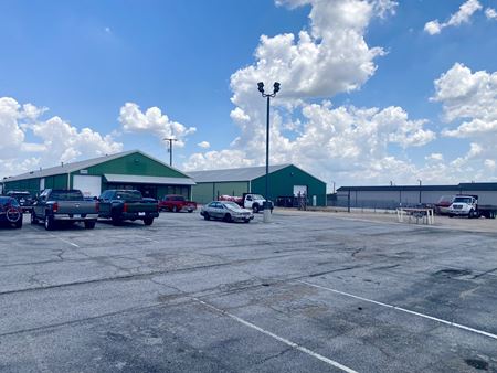 Industrial space for Rent at 2440-2446 Main & 2425-2449 Houston in Grand Prairie