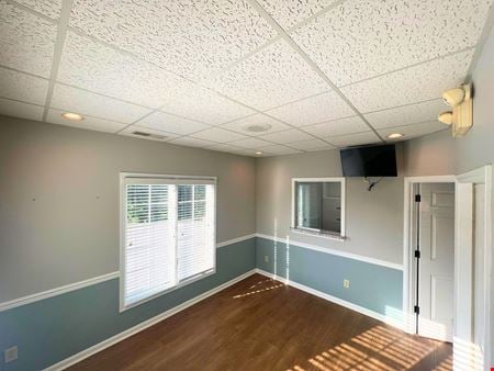 Office space for Sale at 3046 Breckenridge Ln in Louisville