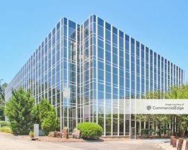 The Exchange - 1025 Westchester Avenue