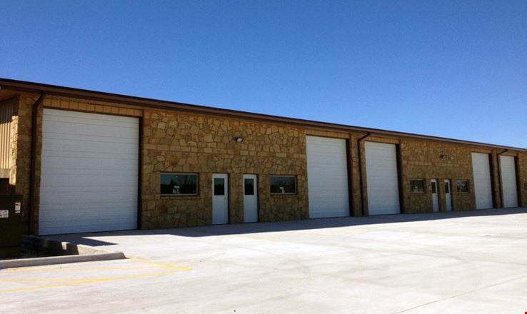 Industrial space for Rent at 123/126 Holmes Rd in Liberty Hill