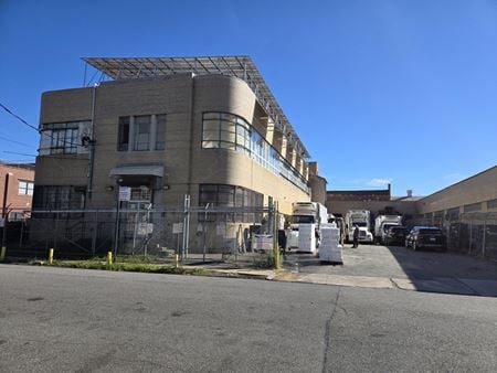 Industrial space for Rent at 141 Lake Ave in Staten Island