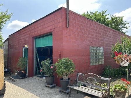 Photo of commercial space at 43W427 US Highway 20 in Pingree Grove