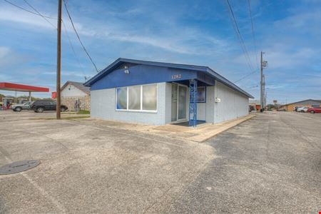 Office space for Rent at 1282 Hillcrest Dr in New Braunfels
