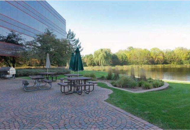 2400 Cabot Dr