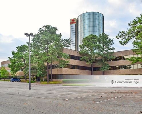 Ridgeway Center - 965 Ridge Lake Blvd