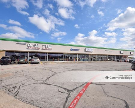 5201-5203 McCart Avenue - Fort Worth