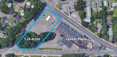 Land development site for lease in Manchester, CT next to a retail plaza - Manchester
