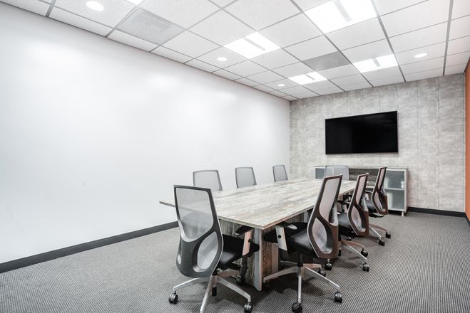 CA, Pleasanton - Bernal Corporate Park
