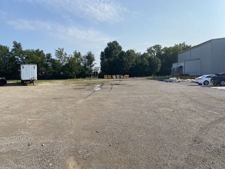 Photo of commercial space at 320 Fleming Road in Birmingham