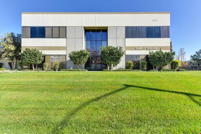 Arrow Business Center