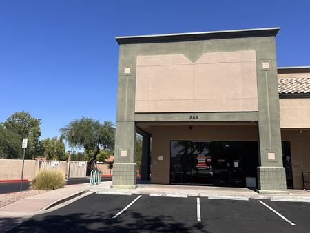 Photo of commercial space at 884 W Warner Rd in Gilbert