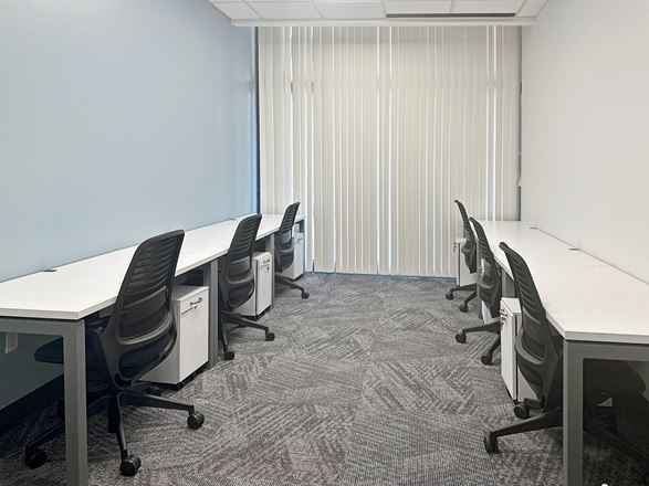 VA, Alexandria - 211 N Union